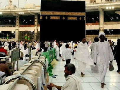 8 Common Mistakes during Umrah and Hajj to Avoid